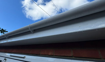 Gutter Cleaning by E&S Cleaning and Maintenance