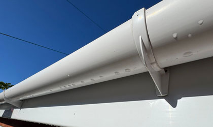 Gutter Cleaning by E&S Cleaning and Maintenance